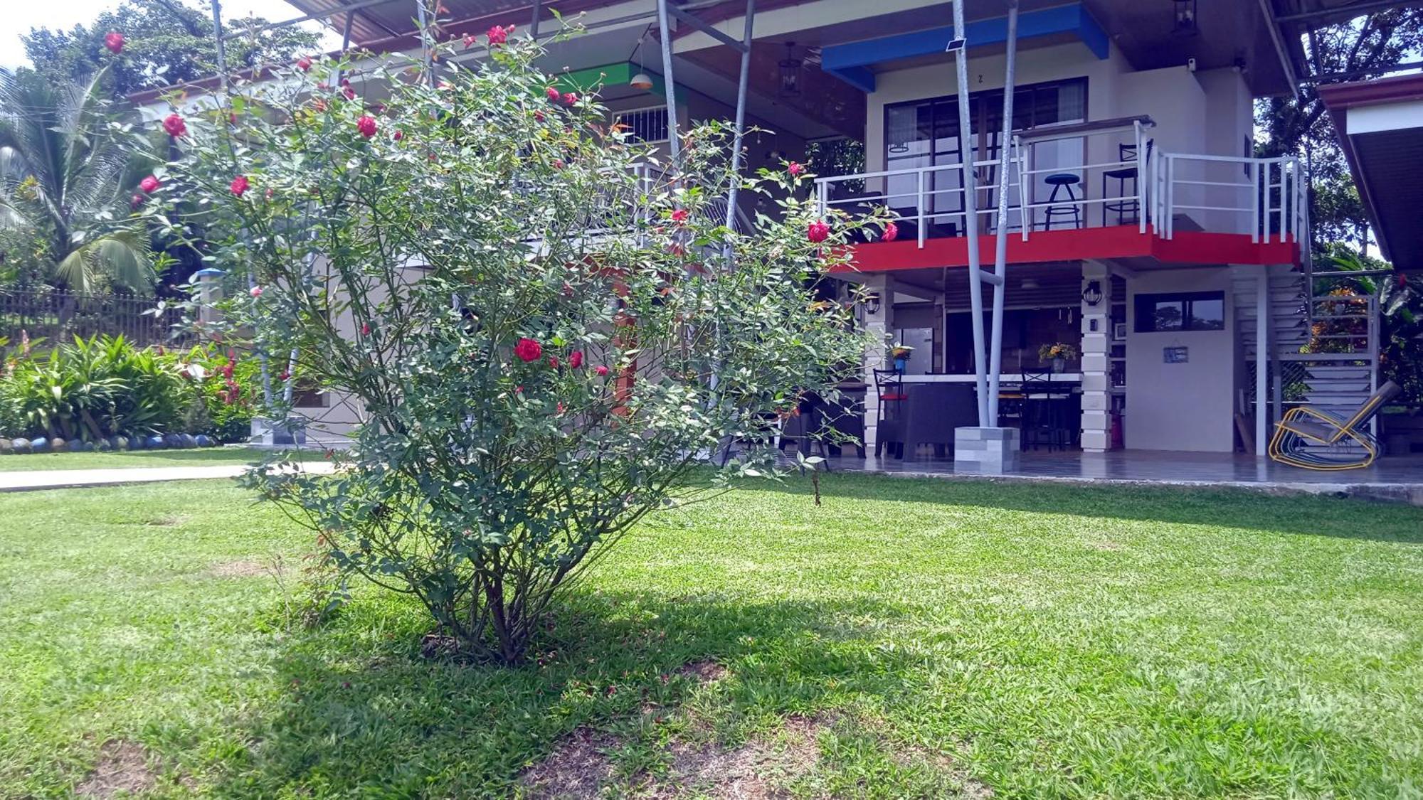 Villas Lux Arenal Ла Фортуна Экстерьер фото
