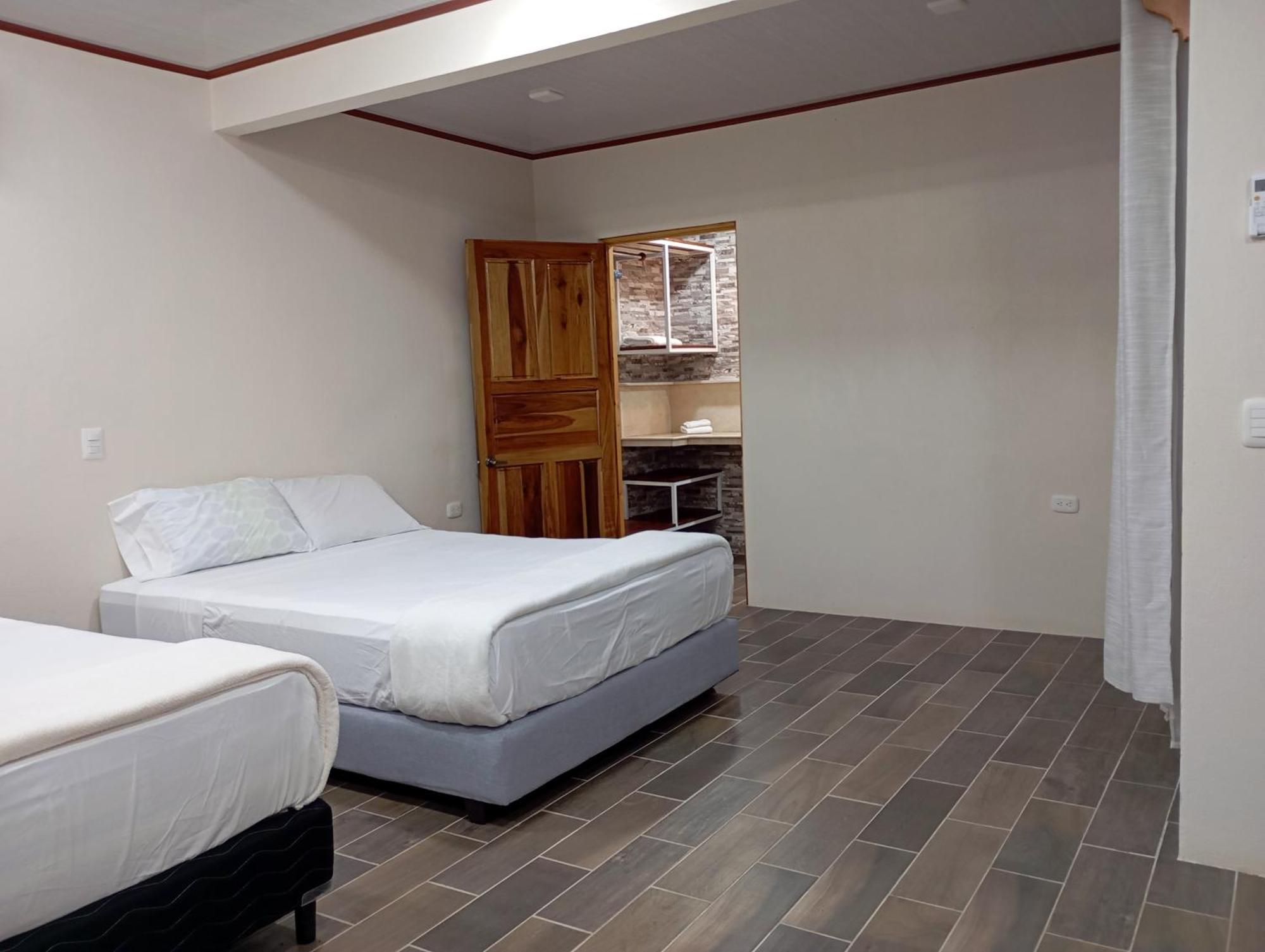 Villas Lux Arenal Ла Фортуна Экстерьер фото