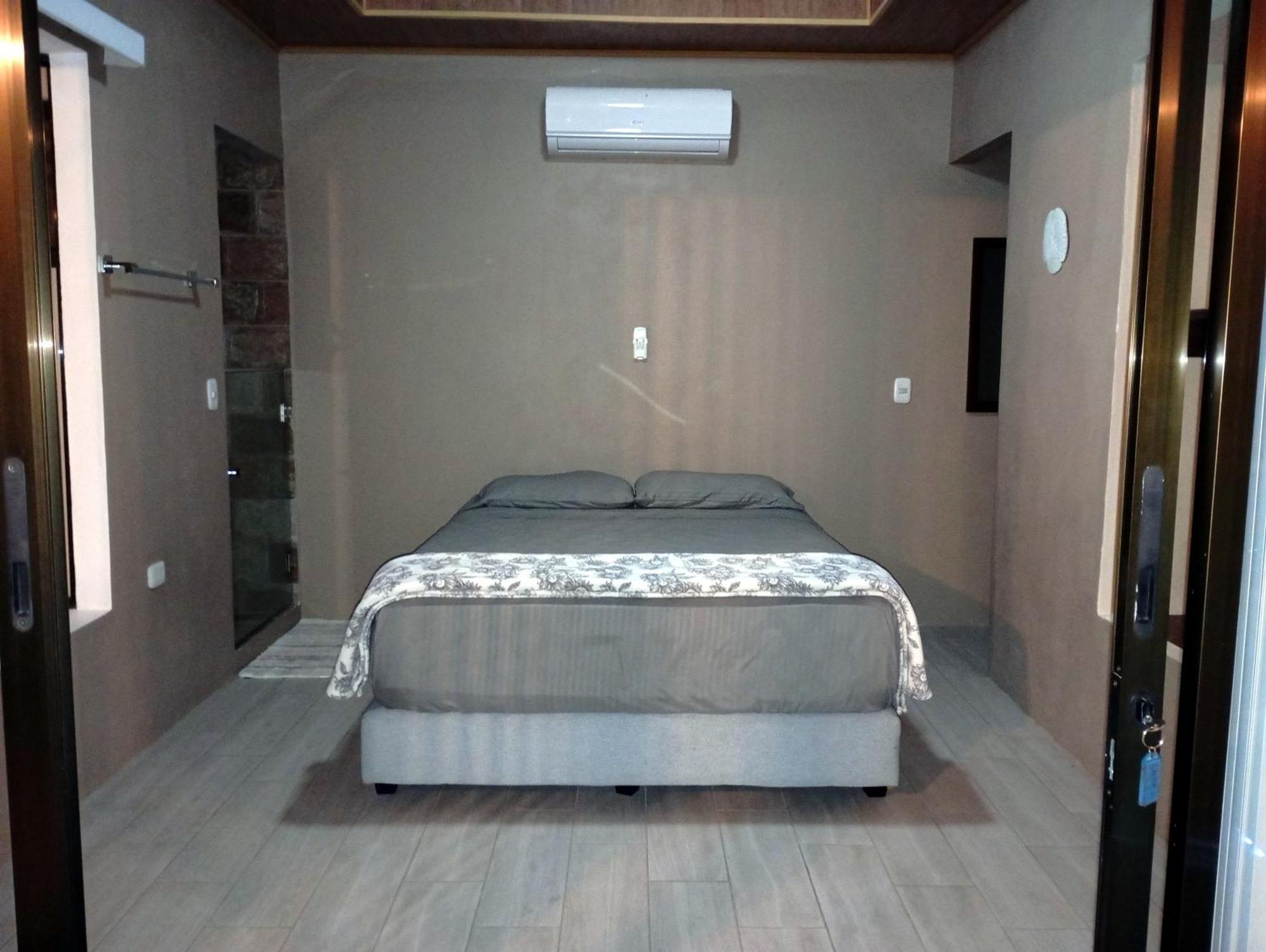 Villas Lux Arenal Ла Фортуна Экстерьер фото